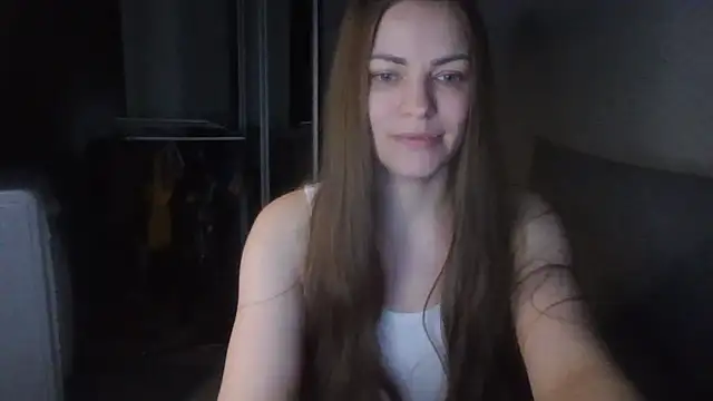 Snapshot of AnnaDiamond1 chatting on April 19, 2026, 10:12 pm AnnaDiamond1 online show from April 19, 2026, 10:12 pm