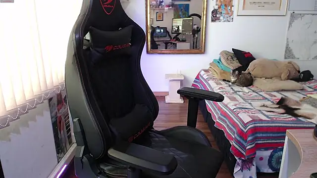 Snapshot of Siriss_boyrag chatting on November 6, 2025, 4:22 pm Siriss boyrag online show from November 6, 2025, 4:22 pm