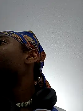 Siriss boyrag online show from February 5, 2026, 1:56 am