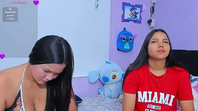 Snapshot of sara_mendez2 chatting on October 2, 2025, 11:41 pm sara mendez2 online show from October 2, 2025, 11:41 pm