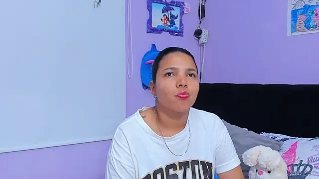 Snapshot of sara_mendez2 chatting on October 4, 2025, 10:55 pm sara mendez2 online show from October 4, 2025, 10:55 pm