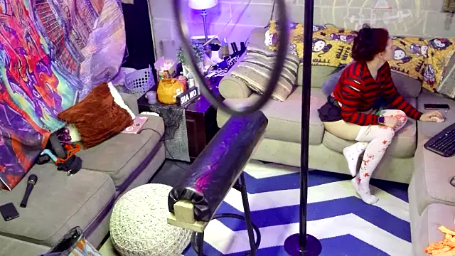 Jaxxx421 online show from October 23, 2025, 5:11 pm