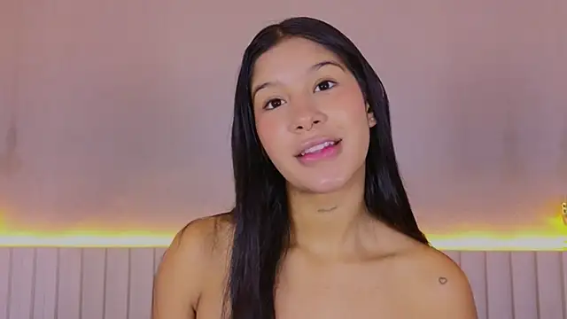 Snapshot of Aida_moreno chatting on February 17, 2026, 10:56 am Aida moreno online show from February 17, 2026, 10:56 am