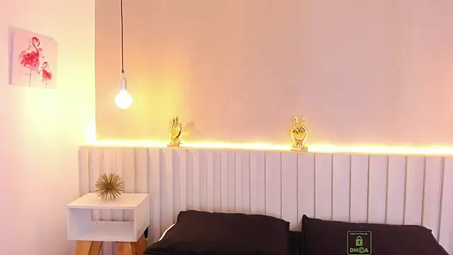 Snapshot of Aida_moreno chatting on March 6, 2025, 10:52 am Aida moreno online show from March 6, 2025, 10:52 am