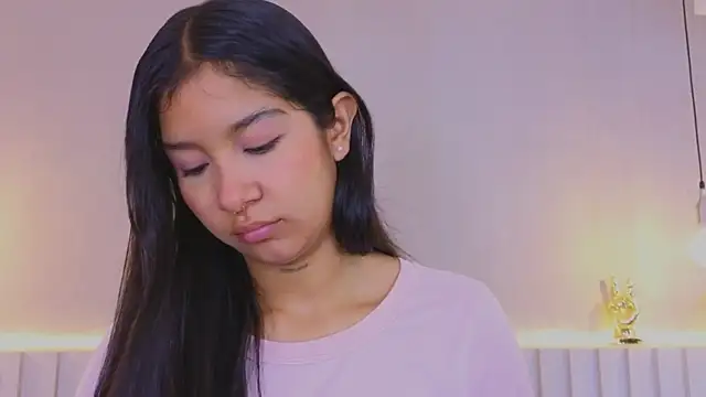 Aida moreno online show from October 22, 2025, 11:09 am