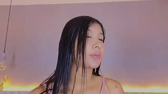 Snapshot of Aida_moreno chatting on February 18, 2026, 11:39 am Aida moreno online show from February 18, 2026, 11:39 am