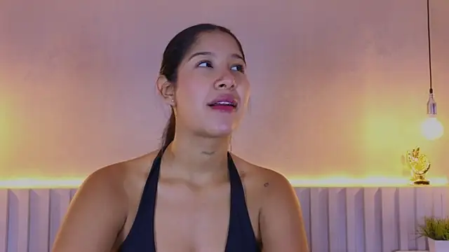 Snapshot of Aida_moreno chatting on February 7, 2026, 11:18 am Aida moreno online show from February 7, 2026, 11:18 am