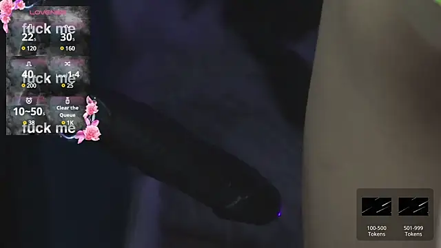 BrianaGolddenn online show from February 1, 2025, 7:13 pm