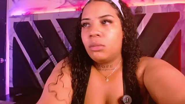 MelannyTylor online show from October 29, 2025, 12:20 am