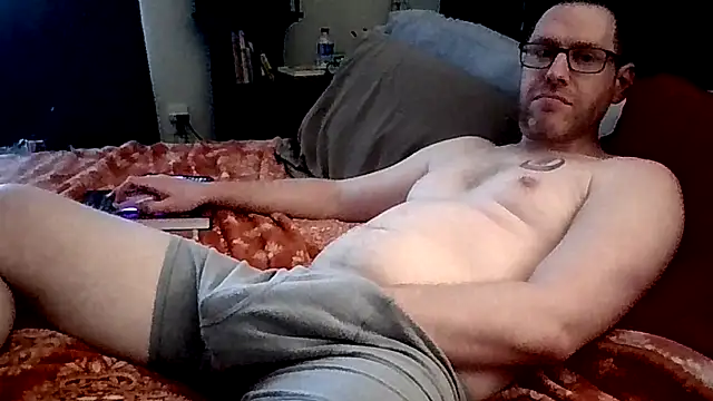 TimidTemptation online show from December 19, 2025, 9:50 pm