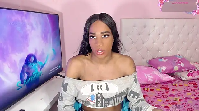 Snapshot of DannaDocell chatting on March 21, 2025, 3:33 am DannaDocell online show from March 21, 2025, 3:33 am