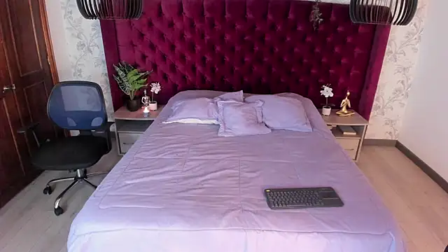 Ian Daviz online show from March 19, 2025, 7:49 pm