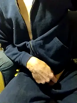 Snapshot of sjorgiogeorge chatting on January 26, 2025, 9:18 pm sjorgiogeorge online show from January 26, 2025, 9:18 pm