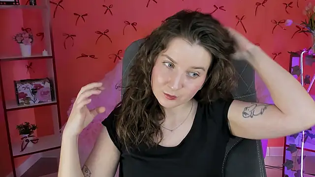 JackieByrd online show from March 19, 2025, 1:40 pm