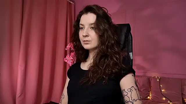 JackieByrd online show from September 9, 2025, 1:09 pm