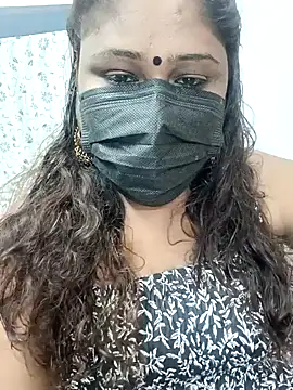 Snapshot of simran21 chatting on January 11, 2025, 2:15 pm simran21 online show from January 11, 2025, 2:15 pm