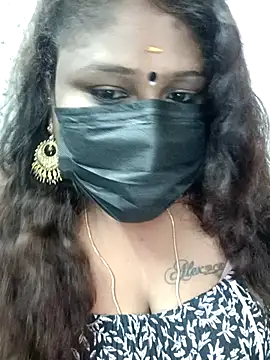 Snapshot of simran21 chatting on February 22, 2025, 5:35 pm simran21 online show from February 22, 2025, 5:35 pm