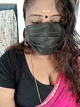 Snapshot of simran21 chatting on January 19, 2025, 9:22 am simran21 online show from January 19, 2025, 9:22 am