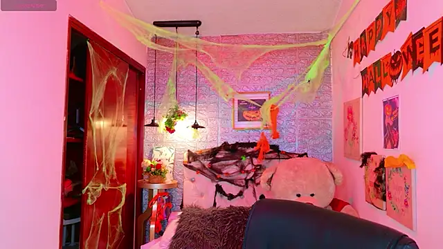 Snapshot of meghan_nill chatting on October 28, 2025, 2:56 am meghan nill online show from October 28, 2025, 2:56 am