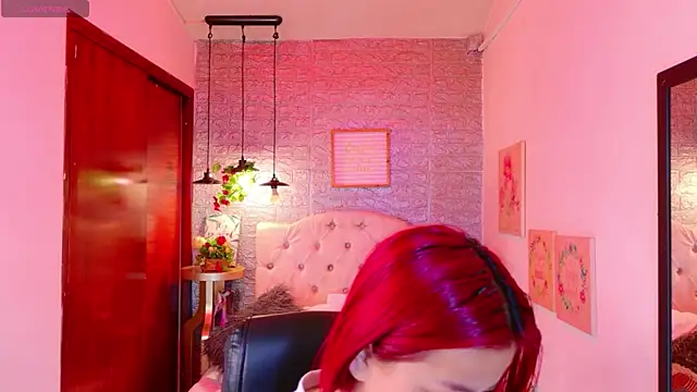 Snapshot of meghan_nill chatting on November 3, 2025, 3:01 am meghan nill online show from November 3, 2025, 3:01 am