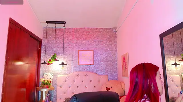 Snapshot of meghan_nill chatting on November 6, 2025, 2:59 am meghan nill online show from November 6, 2025, 2:59 am