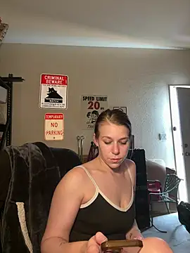 Snapshot of shesexplicit chatting on February 6, 2026, 10:50 pm shesexplicit online show from February 6, 2026, 10:50 pm