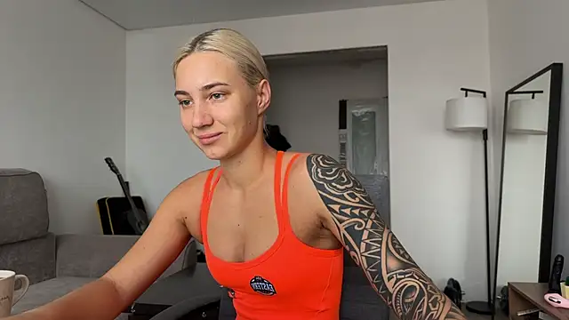 AnneBall online show from December 1, 2025, 7:20 am