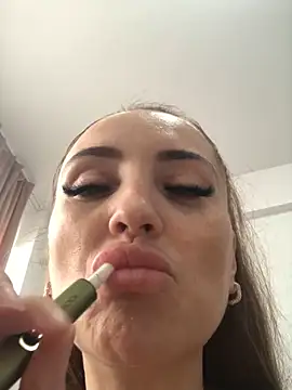 madonnaaaa online show from February 23, 2026, 9:10 am