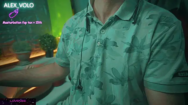 Snapshot of alex-volo chatting on January 25, 2025, 2:36 pm alex-volo online show from January 25, 2025, 2:36 pm