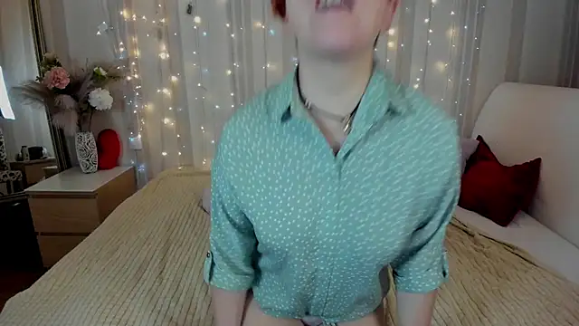 Snapshot of Katherine_Fox chatting on March 15, 2025, 8:04 am Katherine Fox online show from March 15, 2025, 8:04 am