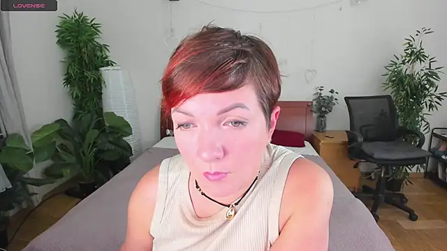 Snapshot of Katherine_Fox chatting on March 19, 2025, 5:06 pm Katherine Fox online show from March 19, 2025, 5:06 pm