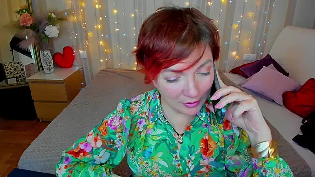 Snapshot of Katherine_Fox chatting on March 8, 2025, 8:00 am Katherine Fox online show from March 8, 2025, 8:00 am