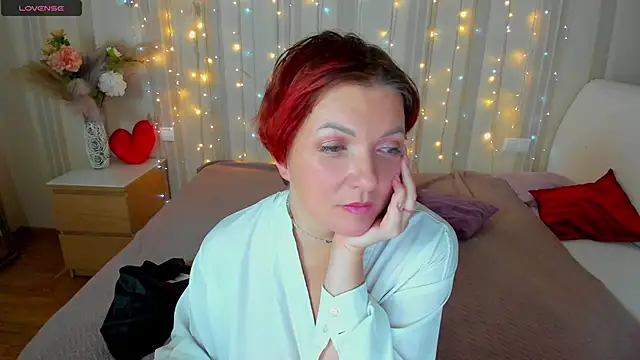 Snapshot of Katherine_Fox chatting on February 28, 2025, 4:42 pm Katherine Fox online show from February 28, 2025, 4:42 pm