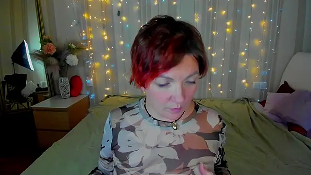 Snapshot of Katherine_Fox chatting on March 13, 2025, 10:10 pm Katherine Fox online show from March 13, 2025, 10:10 pm