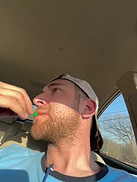 Snapshot of SmokingSloth chatting on March 11, 2025, 11:15 pm SmokingSloth online show from March 11, 2025, 11:15 pm