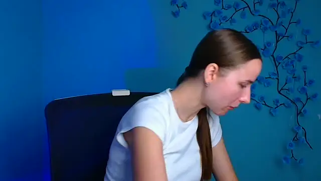 Snapshot of Eva_Janee chatting on July 7, 2026, 5:54 am Eva Janee online show from July 7, 2026, 5:54 am