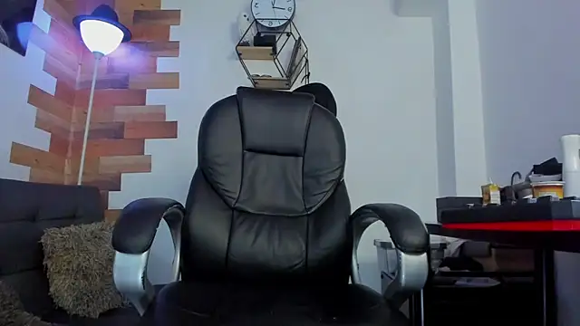 Kenbils online show from December 4, 2024, 5:27 pm