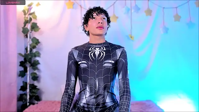 Im Alejo online show from March 24, 2026, 3:06 am