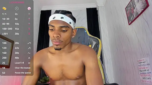 Snapshot of Jack_Muscles69_ chatting on March 15, 2025, 9:52 am Jack Muscles69 online show from March 15, 2025, 9:52 am
