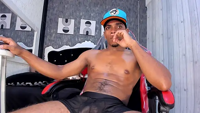 Snapshot of Jack_Muscles69_ chatting on February 21, 2025, 1:11 am Jack Muscles69 online show from February 21, 2025, 1:11 am
