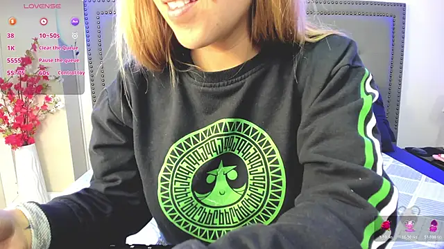 EvaaLovia1 online show from April 20, 2026, 1:24 pm