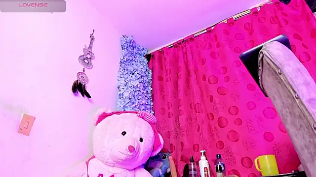 Snapshot of samy_foox chatting on June 14, 2026, 2:24 am samy foox online show from June 14, 2026, 2:24 am