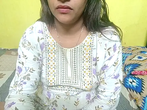 Sexyranibhabhi online show from October 29, 2025, 2:38 pm