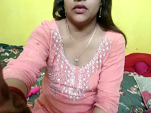 Snapshot of Sexyranibhabhi chatting on October 7, 2025, 3:46 pm Sexyranibhabhi online show from October 7, 2025, 3:46 pm