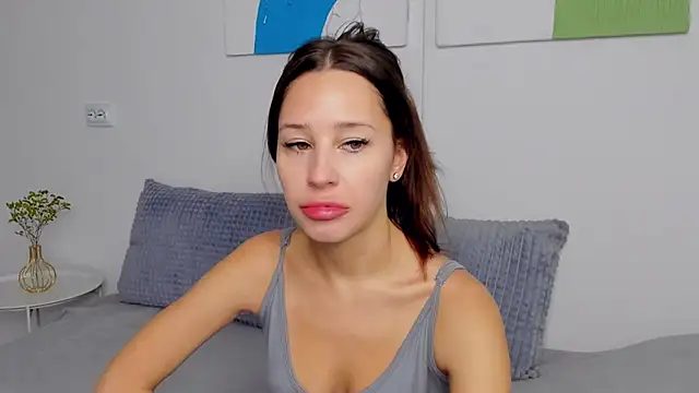 Snapshot of SelenaRousey chatting on November 10, 2025, 5:56 am SelenaRousey online show from November 10, 2025, 5:56 am