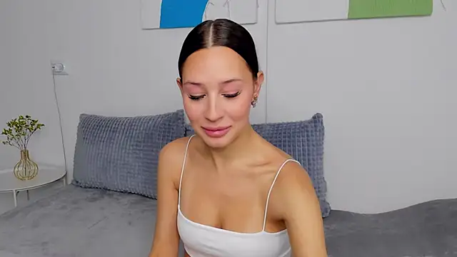 Snapshot of SelenaRousey chatting on October 23, 2025, 7:18 am SelenaRousey online show from October 23, 2025, 7:18 am