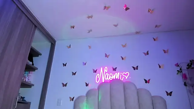 Snapshot of NaomiAsha chatting on November 4, 2025, 12:47 am NaomiAsha online show from November 4, 2025, 12:47 am