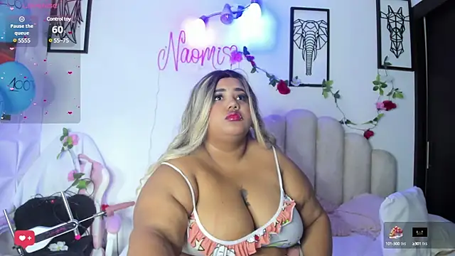 Snapshot of NaomiAsha chatting on March 5, 2025, 11:27 pm NaomiAsha online show from March 5, 2025, 11:27 pm