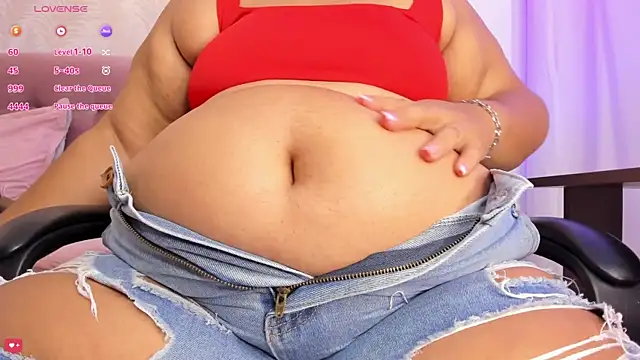 Snapshot of Kimmie_kaboom_x chatting on February 7, 2026, 7:11 pm Kimmie kaboom x online show from February 7, 2026, 7:11 pm