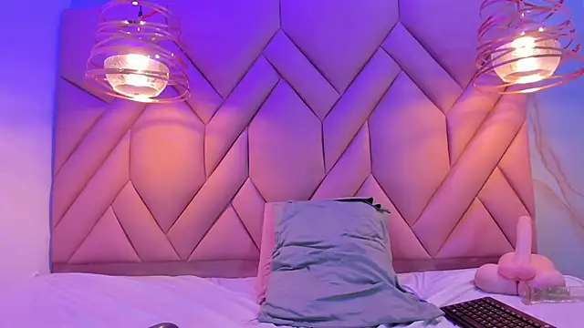 Snapshot of AngelaaCute_ chatting on March 9, 2025, 3:38 pm AngelaaCute online show from March 9, 2025, 3:38 pm